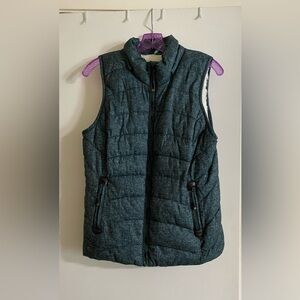Green tea women’s vest size small dark green with fur lining